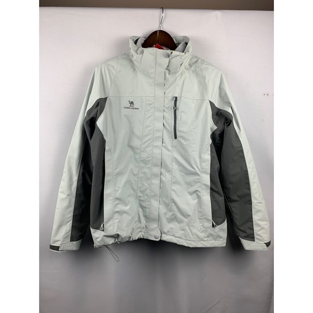 Women’s NWT Camel Crown Gray 3 in 1 Outdoor Jacket Size L